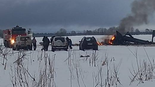 В Ленинградской области разбился военный вертолет Ми-28, погиб экипаж.