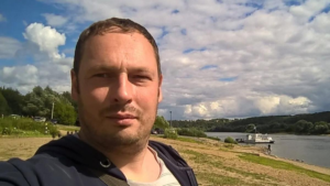 Иван Любшин, приговоренный за комментарий о взрыве в здании ФСБ в Архангельске, был освобожден.