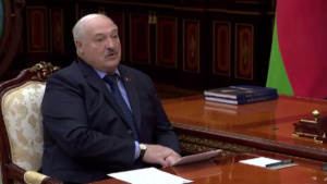 “На что угодно, но мы умеем выращивать картошку.” Беларусь будет закупать картофель из Европы после исчерпания запасов и интересов России.