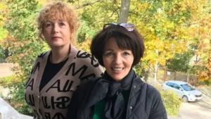 Адвоката Марию Бонцлер арестовали по обвинению в «несанкционированном сотрудничестве с иностранцами». Два других адвоката также стали объектами обысков в рамках этого дела.