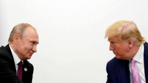 Кремль объявил о планируемом телефонном разговоре между Путиным и Трампом после переговоров в Стамбуле. Их последний разговор состоялся в марте.