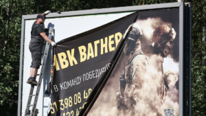 Вагнер ищет занятие. Через два года после восстания акции компании “Вагнер” упали в цене на 95%. Однако наименьший спрос – на трудовые ресурсы.