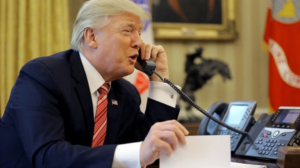 Приглашение в Китай и торговая война: Трамп рассказал, о чем говорил по телефону с Си Цзиньпином.