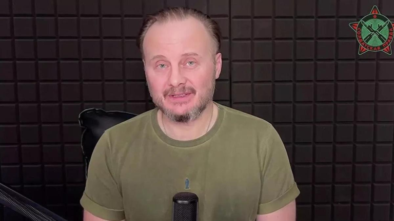 Спецслужбы задержали Z-блогера и соучастника Стрелкова Михаила Полынкова. Он связывает это с его публикациями, критикующими Соловьева.