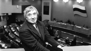 “Как здорово, что не нужно кланяться”. Юрию Щекочихину исполнилось 75 лет.