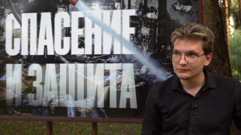 «Это голосование по отношению к ***». Отчет с передовой в Белгороде, где в Госдуму идет на выборы 23-летний военный юрист.