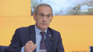 Идеологи РВИО уже готовят учебник “правдивой” истории Украины для украинских школьников. В нем они расскажут, “как киевский режим допустил это”.