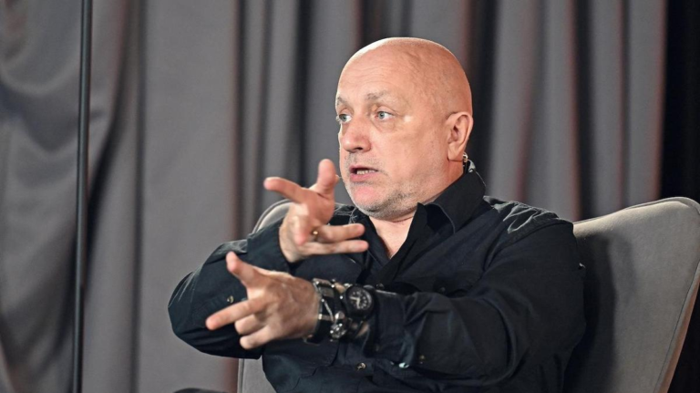 План Прилепина, или Империя должна увеличиться. Z-писатель предложил увеличить число “русских мужиков” за счет Колхозии и выкса. Но откуда взять “мужиков” для этого?