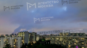 «Самая масштабная» атака на Москву и Подмосковье: два человека погибли, 20 ранены, горит столичный НПЗ в Капотне, пострадали жилые дома.