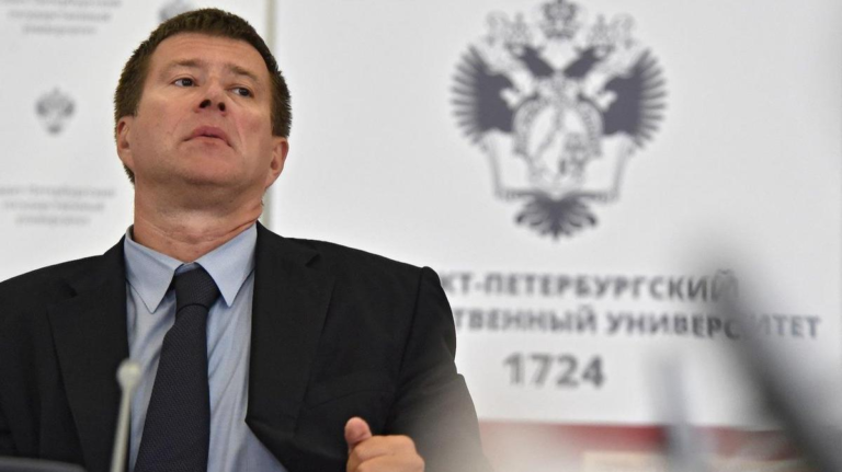 Бывший монах станет будущим хранителем Конституции? Новым и единственным зампредом Конституционного суда России будет чиновник с репутацией бывшего монаха в мире и борца с “сектами”.