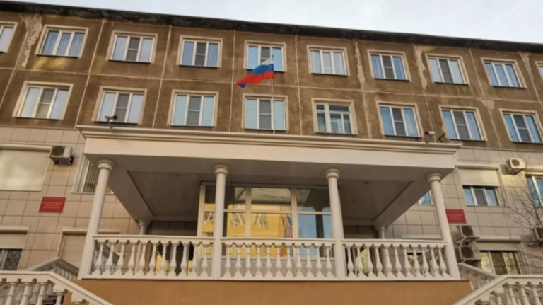 В Забайкалье вынесли рекордный приговор женщине по делу о госизмене: бывшего соцработника и кандидатку в главы села осудили на 24 года.