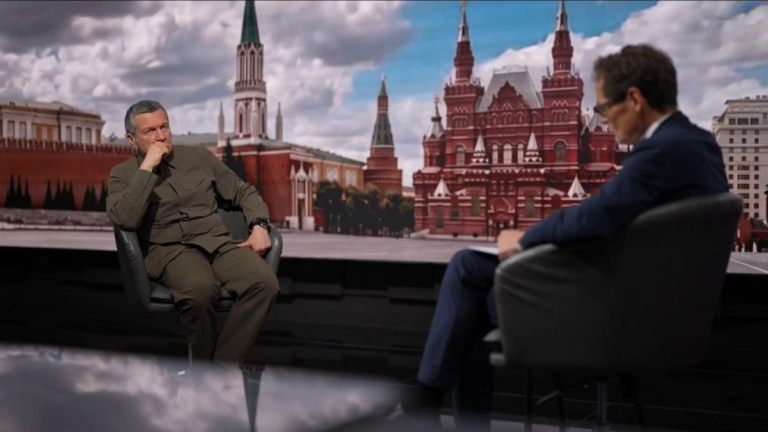 О росте ненависти. Как словесные действия превратились в словесный террор.