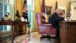 Трамп снял санкции с российского дизеля. Путин подтвердил: Россия поставит миру большую партию топлива. Киев заявил: США используют переговоры с Украиной как «щит», и продолжил удары по НПЗ.